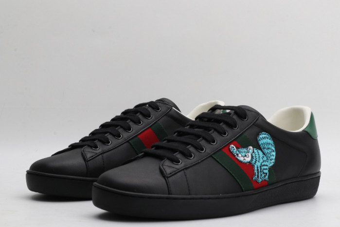 gi ace embroidered low-top sneaker