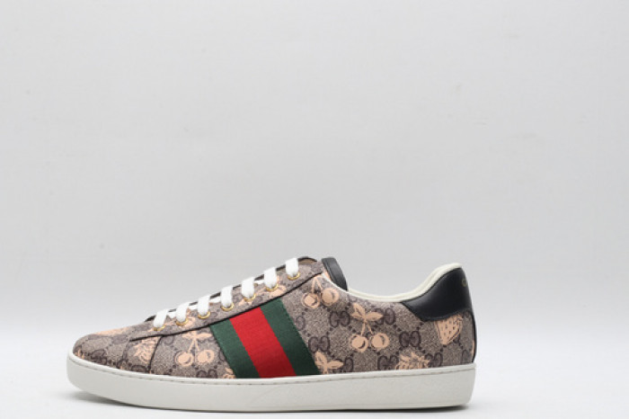 gi ace embroidered low-top sneaker