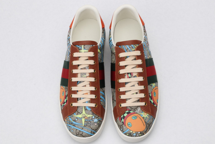 gi ace embroidered low-top sneaker