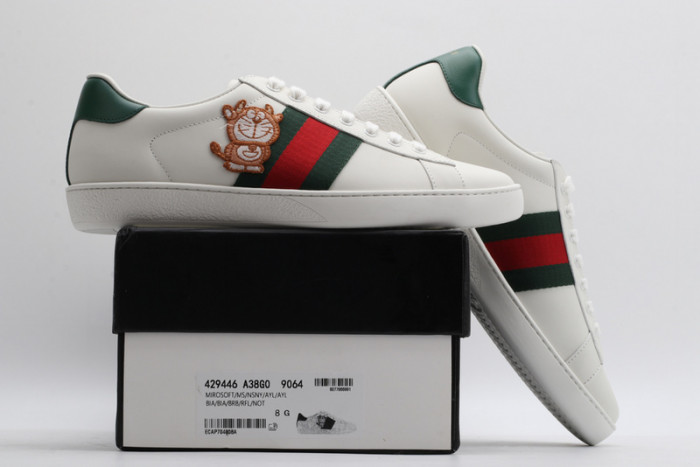 gi ace embroidered low-top sneaker