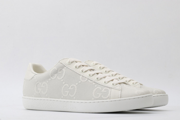 gi ace embroidered low-top sneaker