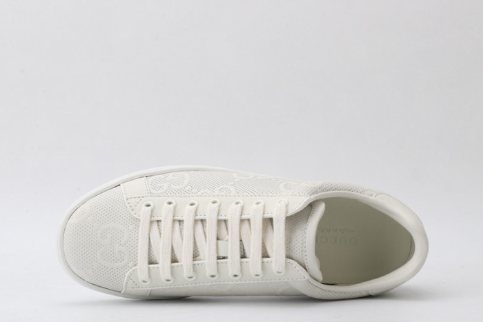 gi ace embroidered low-top sneaker