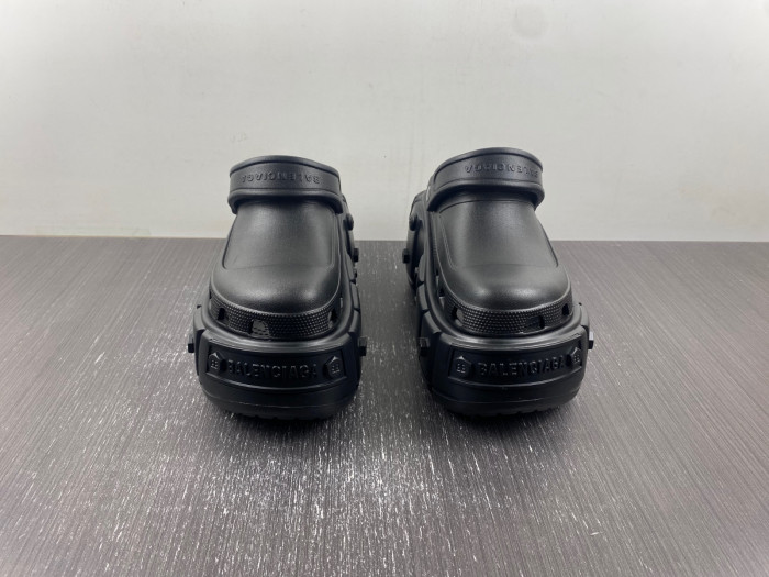 bl track trainers black sandal 24022101