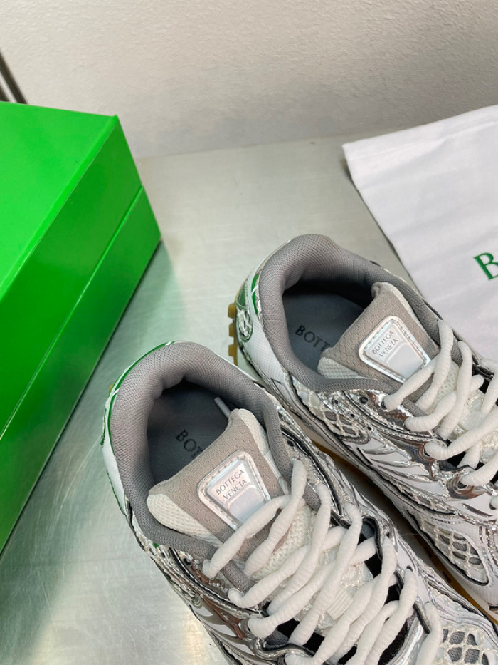 bo*te*ga Ve*ne*ta sneaker