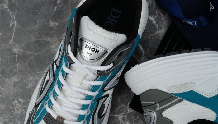 dr b30 trainer sneaker