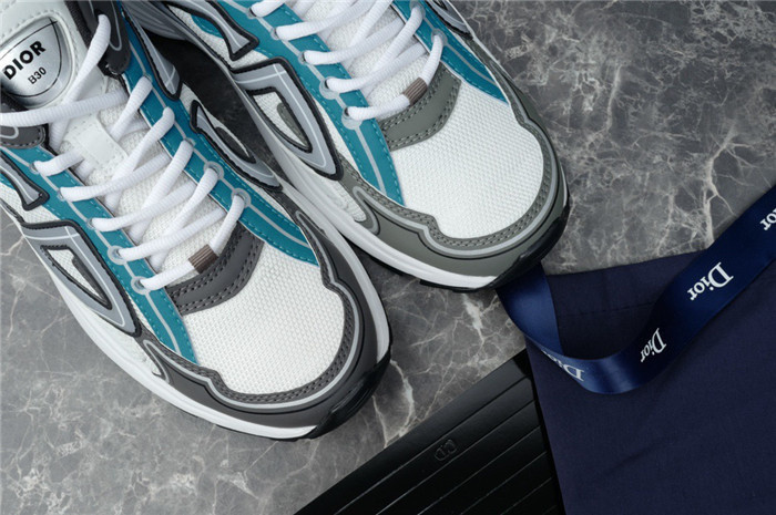 dr b30 trainer sneaker