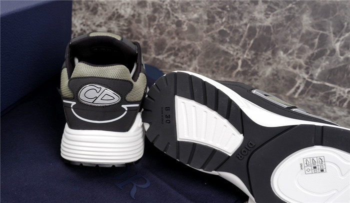 dr b30 trainer sneaker