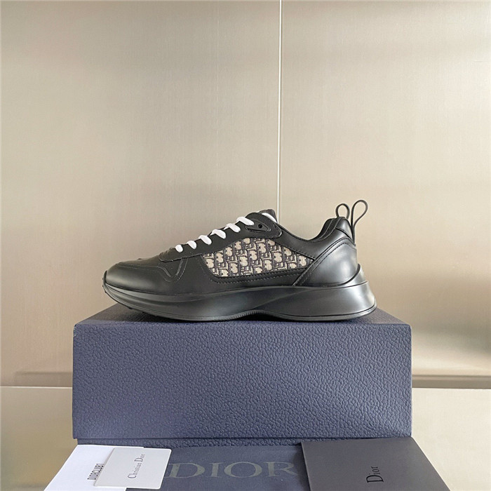 dr b25 trainer sneaker