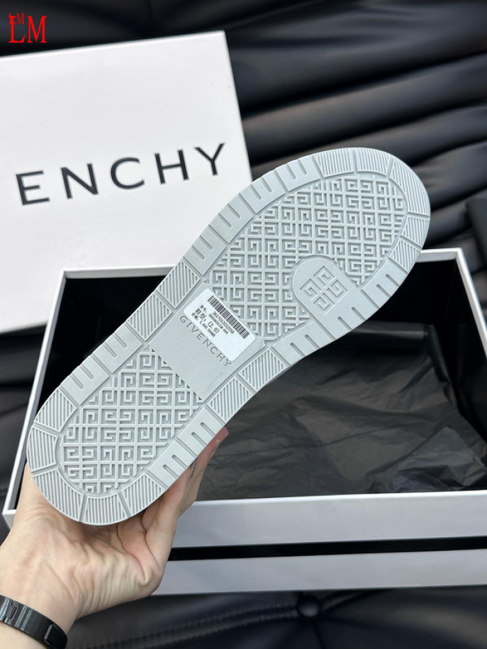 g1vency sneaker