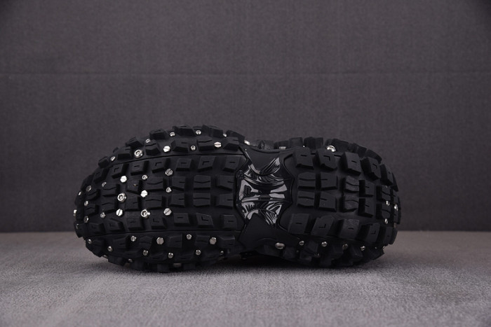 bl deferder chunky-sole sneaker