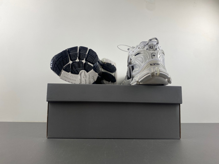 bl runner trainers sneakers