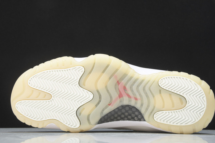 air jordan 11 retro platinum tint - 378037-016