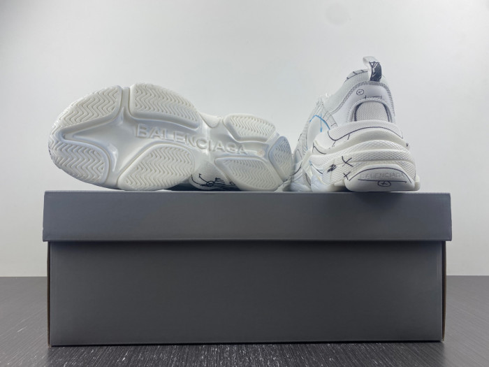 bl triple s trainers sneakers 536737 w3srb 9014