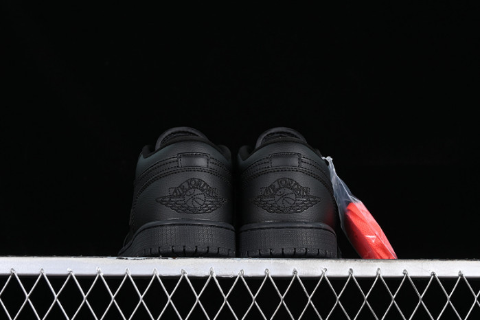jordan 1 low triple black - 553558-091