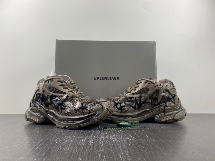 bl runner trainers sneakers