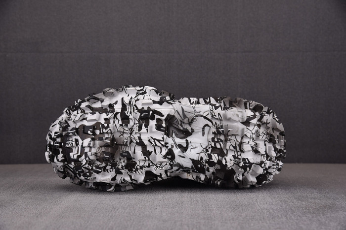 bl deferder chunky-sole sneaker