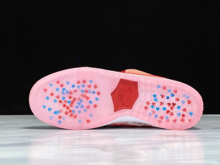 nike sb dunk low strangelove skateboards (special box) - ct2552-800