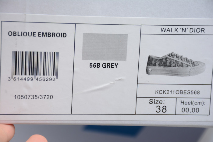 dr b23 homme kaws h903p170