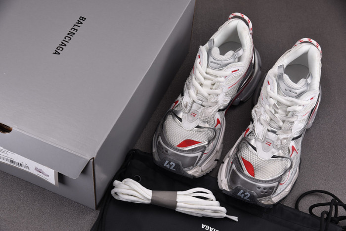 bl runner trainers sneakers 779066-w3rbxp-9160