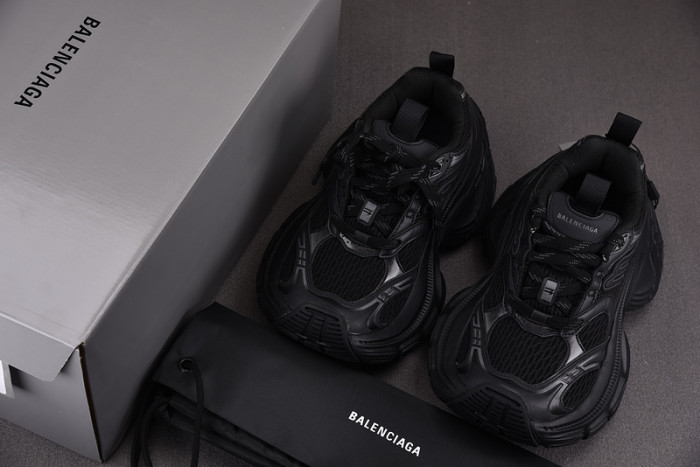 bl 10xl speed trainer sneaker