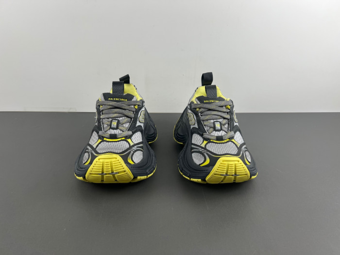 bl 10xl speed trainer sneaker