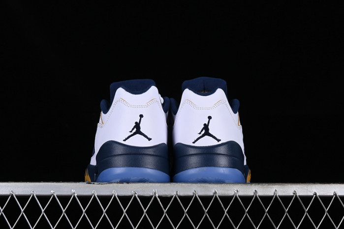 air jordan 5 low dunk from above white/blue 819171-135