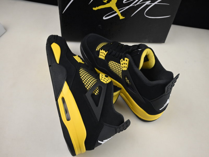 air jordan 4 retro thunder (2023) dh6927-017