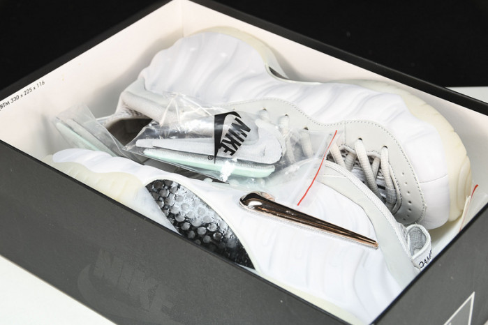 nike air foamposite pro ao0817-001