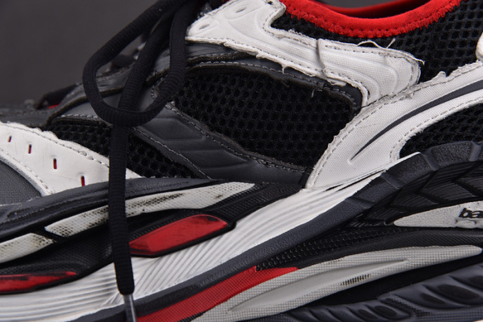 BL 16XL TRAINER SNEAKER