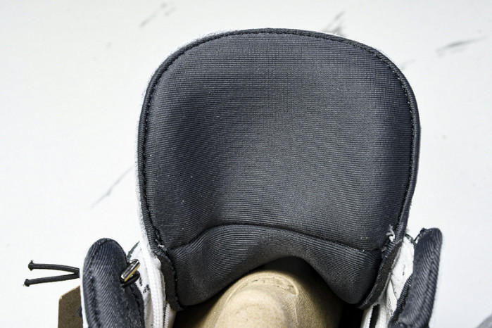 AIR JORDAN 3 OG "DIFFUSED BLUE" HV8571-100