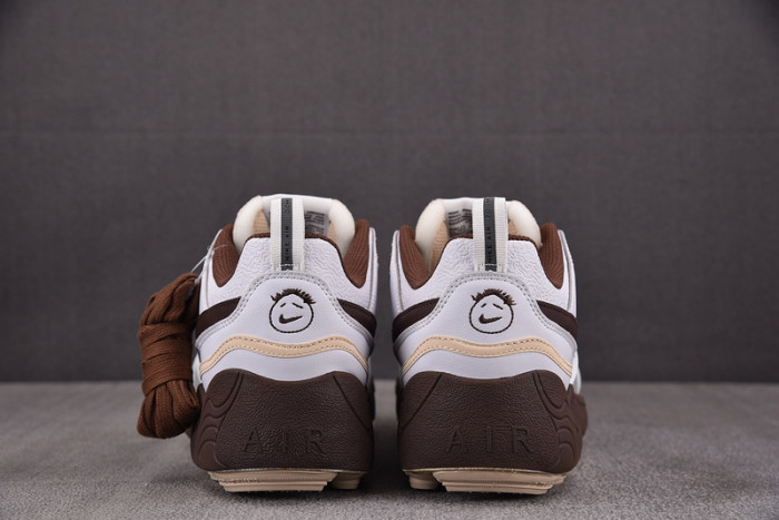 Travis Scott x Nike Zoom Field Jaxx White Light Chocolate HQ3073-100