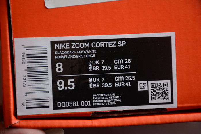 sacai x nike zoom cortez 4.0 dark grey white green dq0581-001