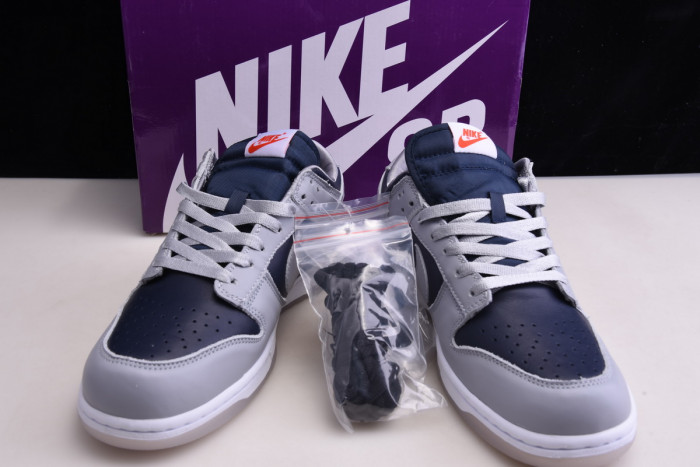 nike sb dunk low grey dark blue dd1768-400