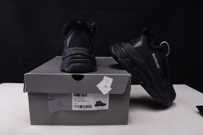 bl triple s trainers sneakers 21122101