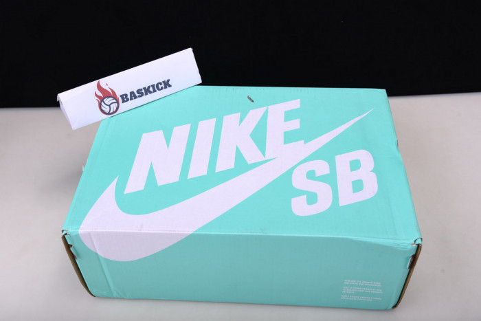 nike sb dunk low pro dark russet cedar bq6817-202