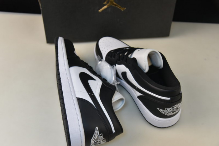 air jordan 1 low "panda" dc0774-101
