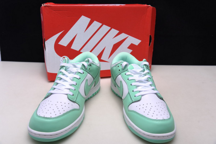 nike dunk low ＂green glow＂dd1503-105