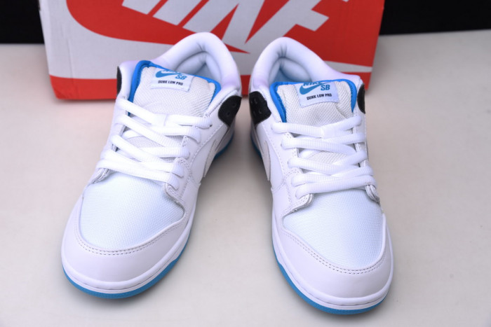 nike sb dunk low "laser blue" bq6817-1010