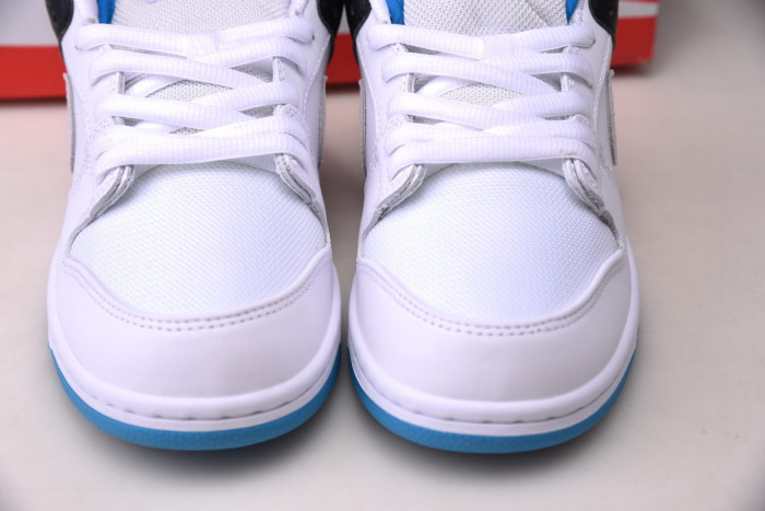 nike sb dunk low "laser blue" bq6817-1010