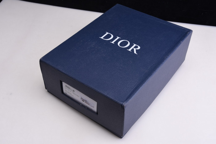 dr b23 homme kaws h903p167