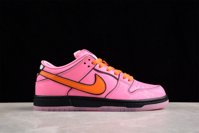 powerpuff girls x nike sb dunk low pro "blossom" fd2631-600