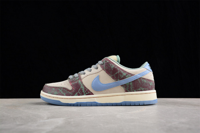 crenshaw skate club x nike sb dunk low fn4193-100