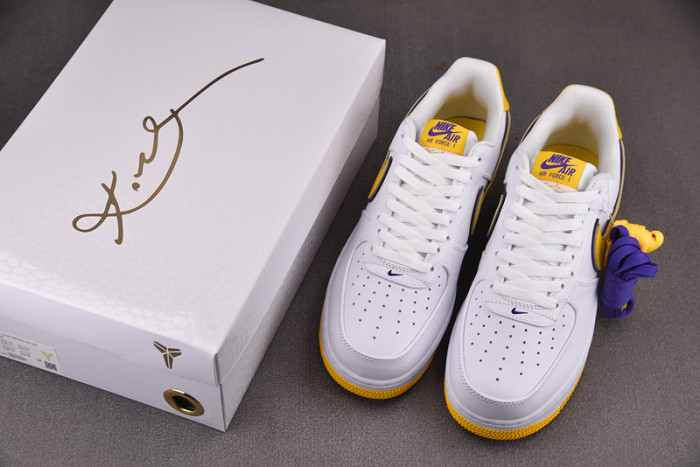 KOBE BRYANT NIKE AIR FORCE 1 LOW WHITE FZ1151-100
