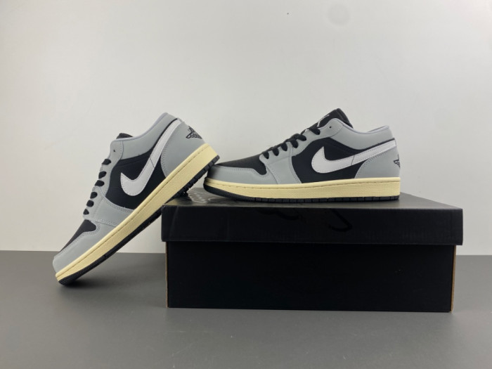 Air Jordan 1 Low "Light Smoke Grey" HQ2010-012