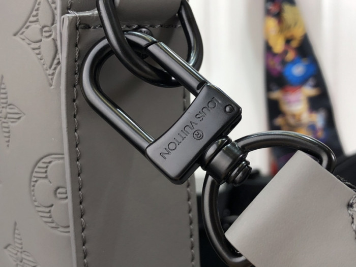 LU VI BAG 26x18.5x5cm