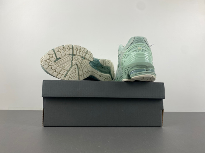 NEW BALANCE 9060R JADE GREEN M1906RZC