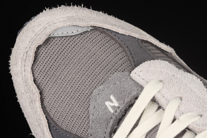 new balance 2002r protection pack rain cloud m2002rda