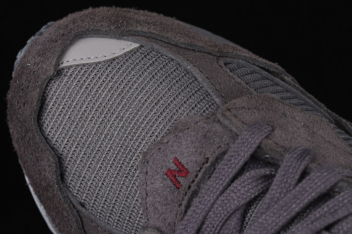 new balance 2002r protection pack phantom m2002rdb