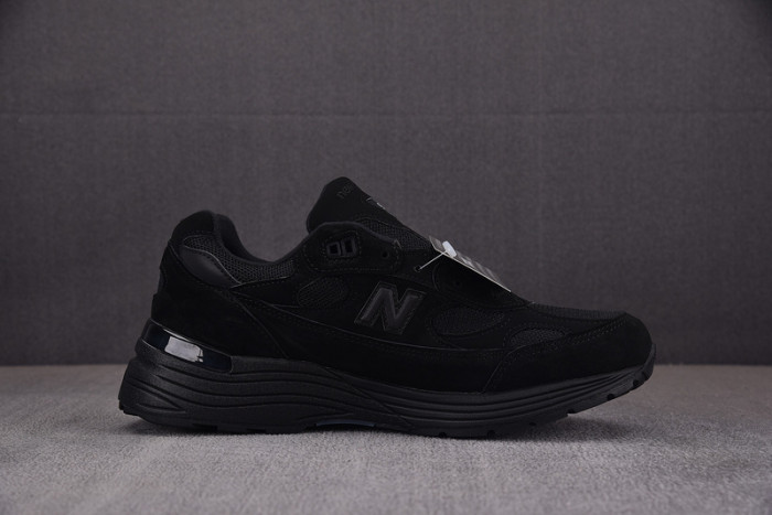 new balance 992 triple black - m992ea