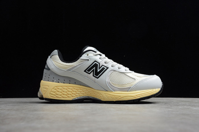 new balance 2002r thisisneverthat white - ml2002rt